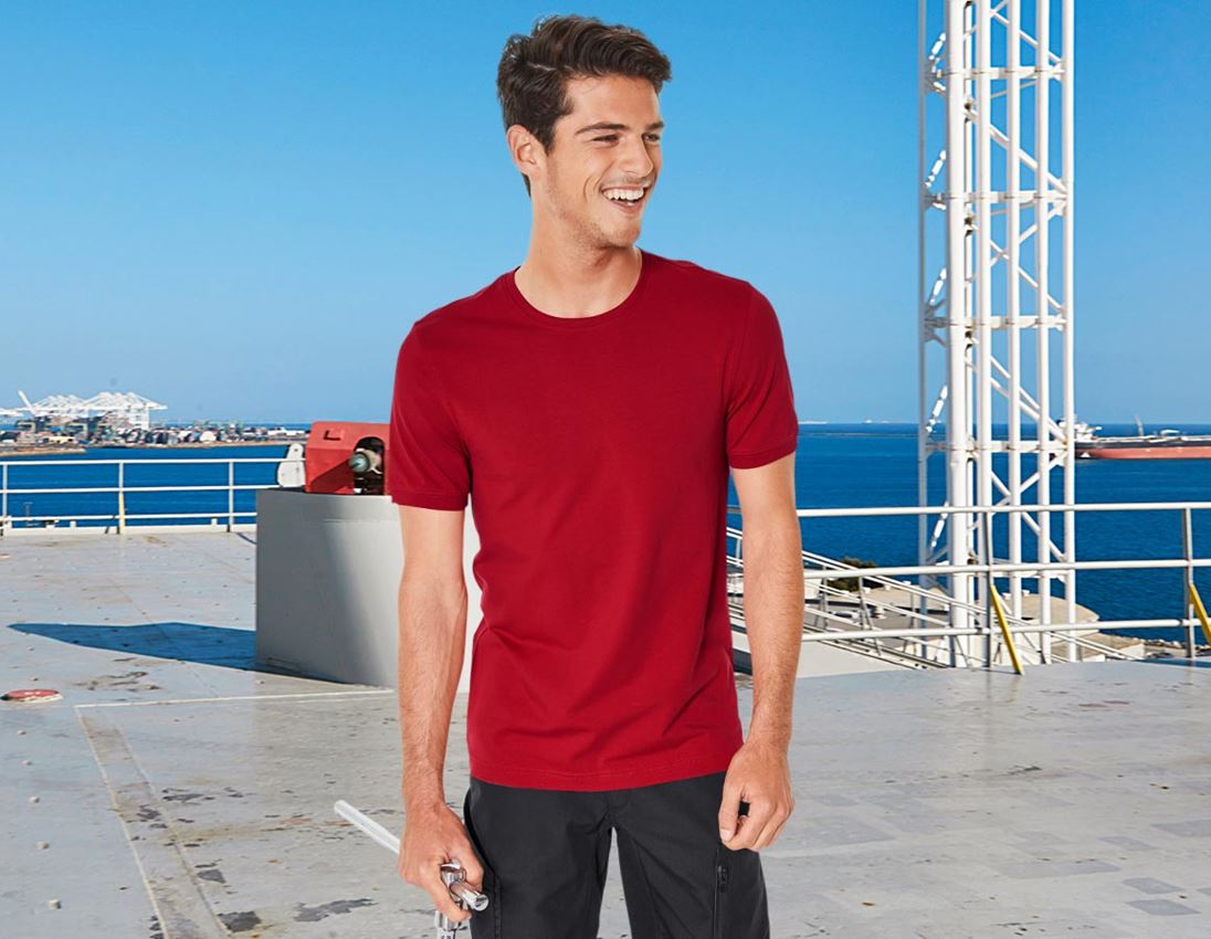 Temi: e.s. t-shirt cotton stretch, slim fit + rosso fuoco