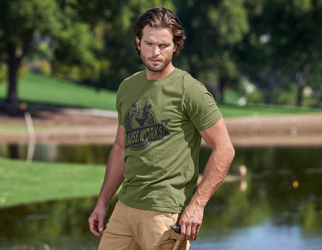 Abbigliamento: T-shirt e.s.iconic works + verde montagna