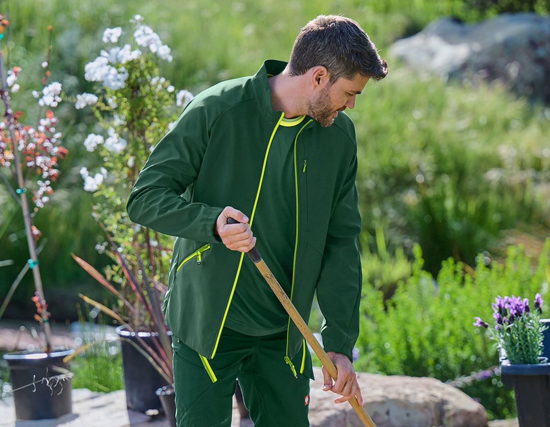 Temi: Giacca Softshell e.s.ambition + verde/giallo fluo 4