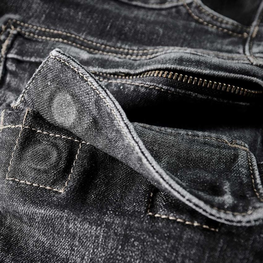 Temi: e.s. Cargo Worker-Jeans-Short POWERdenim + blackwashed 2