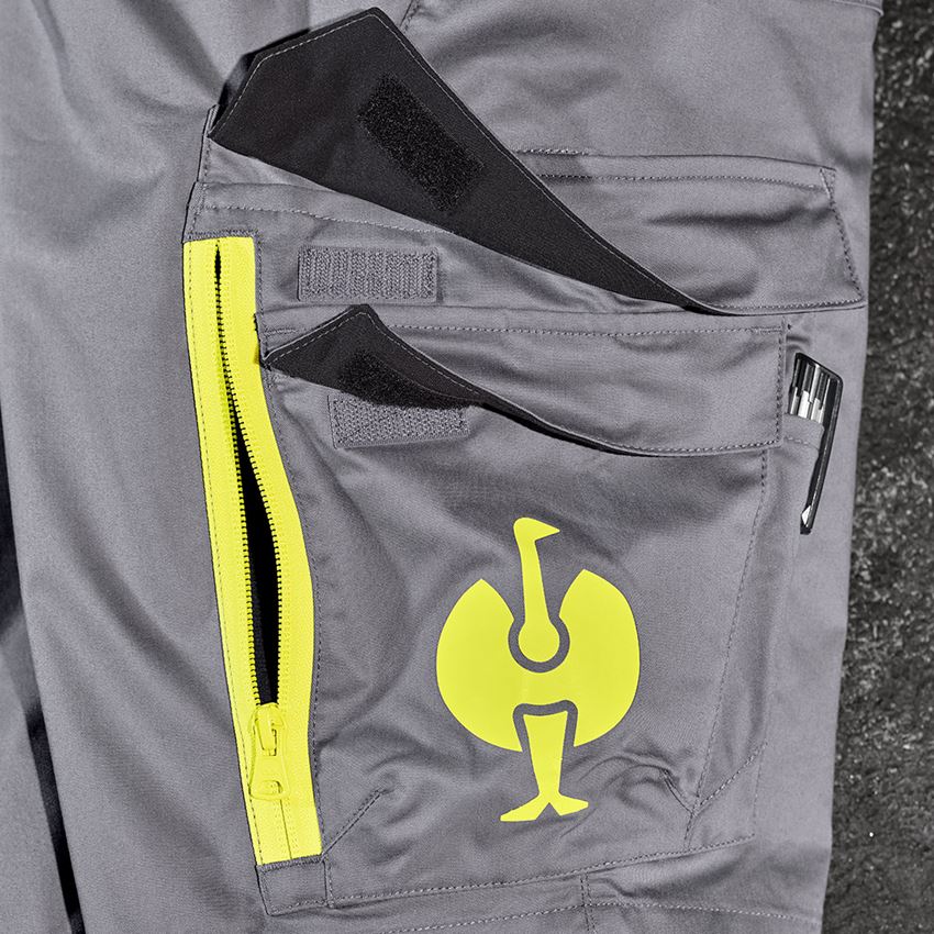 Pantaloni: Short e.s.trail + grigio basalto/giallo acido 2
